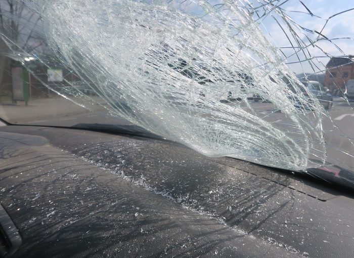 Nehoda osobáku s kamionem