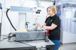 Budoucnost průmyslu začíná v Dolních Břežanech: Inovační centrum Brain4Industry pomáhá firmám růst