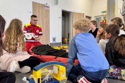 Dušičky se blíží! Od poloviny října budou hřbitovy střežit v Ostravě strážníci