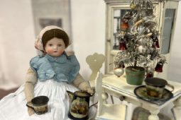 Přijďte do Hodonína na výstavu Dárky, které pobaví, potěší a poučí