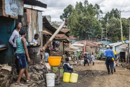 Les, který se změnil v plechové peklo. Příběh keňské Kibery, největšího slumu Afriky