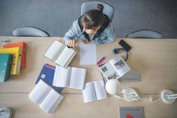 Dvacet dnů, které mohou rozhodnout dětem život