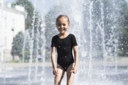 Praha se chce lépe připravit na letní vlny veder, podpořila 15 projektů na jejich zmírnění