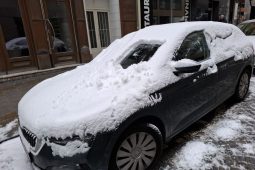 Dobrý výhled z vozu není luxus, ale povinnost! Policejní preventisté varují před fenoménem tankistů 