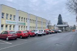 Slezská nemocnice v Opavě slaví 125 let od svého založení. Nahlédněte do míst, kam se běžně nedostanete