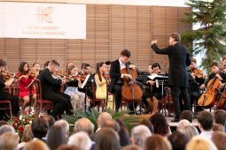 Hudební Kroměříž láká na Vodičku, Netopila či Rudina